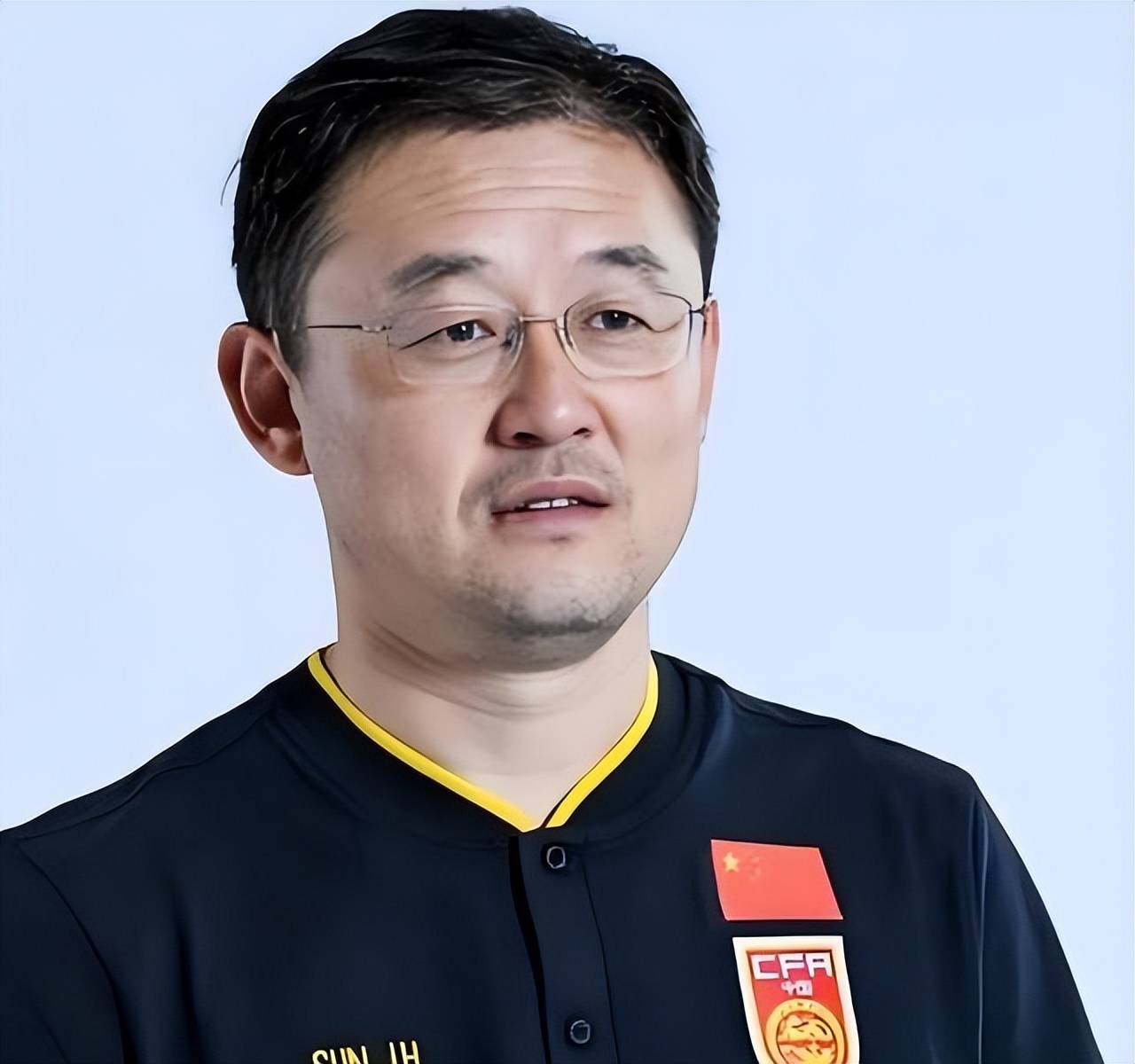 足球运动员个人品质评选结果揭晓，引起热议