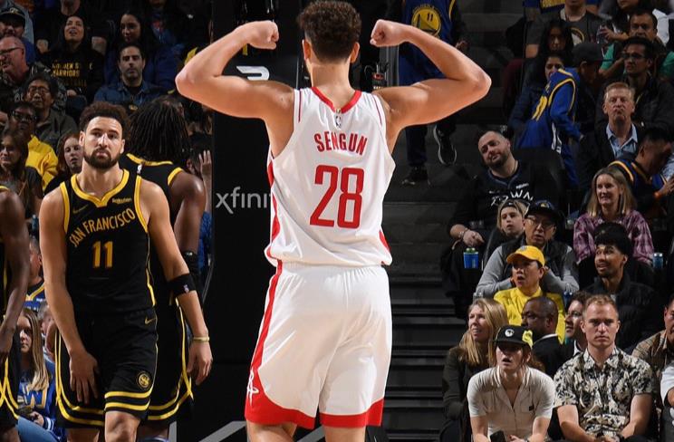 火箭逆转篮网,莫里斯关键三分的简单介绍 火箭逆转篮网,莫里斯关键三分的简单介绍