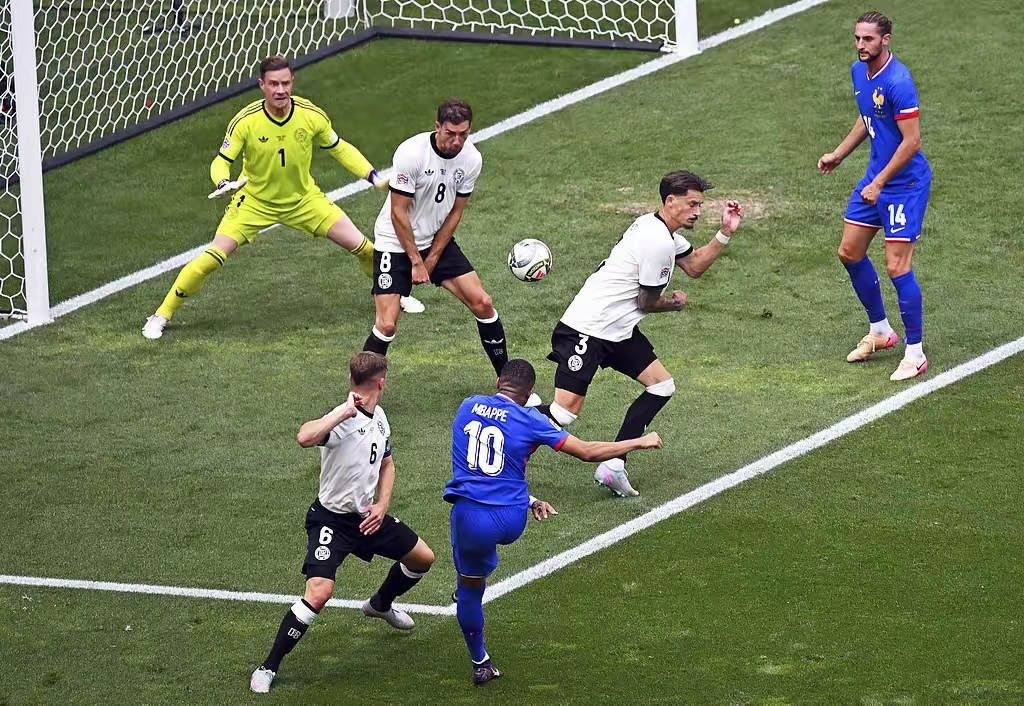 爱游戏官网-瑞典轻取哥伦比亚，C罗带队取胜