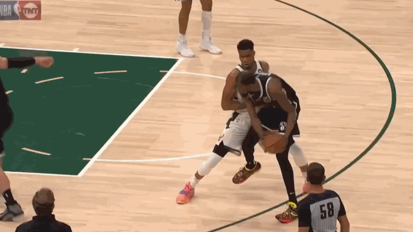 马刺对阵凯尔特人，字母哥防守端锁死对手